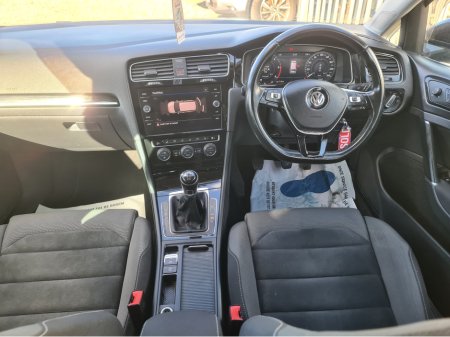 2017 Volkswagen Golf - thumbnail 7