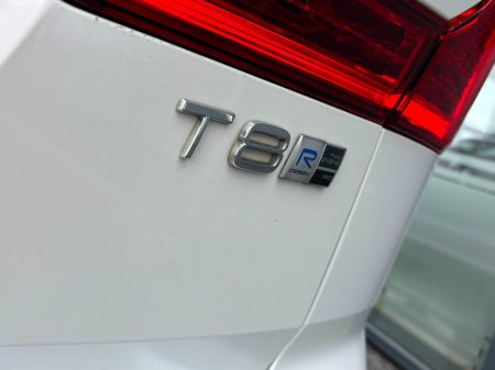 2018 Volvo XC60 T8 R-Design Pro AWD 320BHP €26,995 thumbnail