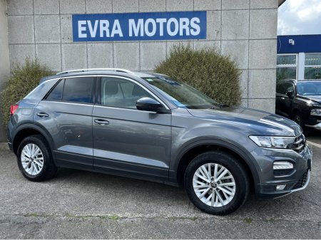2021 Volkswagen T-Roc - photo 3