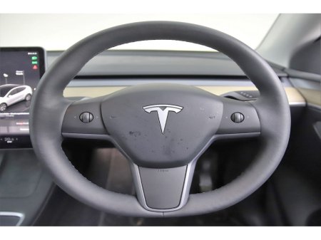 2024 Tesla Model Y LONG RANGE AWD Dual Motor €37,490 thumbnail