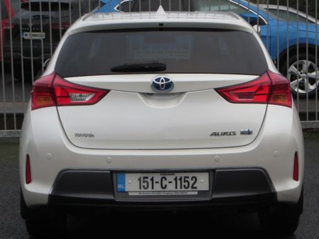 2015 Toyota Auris 1.8 HYBRID 5DR LUX €10,950 thumbnail