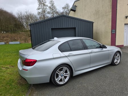 2017 BMW 5 Series - thumbnail 3