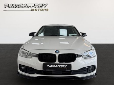 2017 BMW 3 Series - photo 2