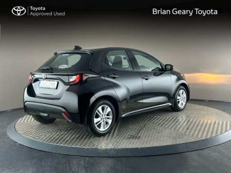 2021 Toyota Yaris 1.0 LUNA €18,950