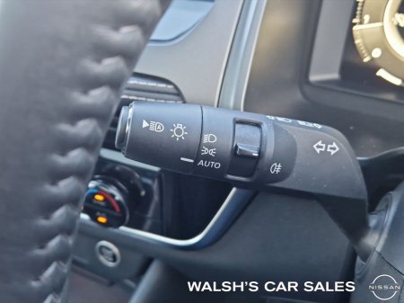 2025 Nissan Qashqai 1.3 Mhev SV Premium MY24 04DR €37,950 thumbnail