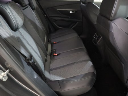 2023 Peugeot 3008 - thumbnail 24