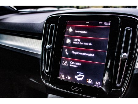 2022 Volvo XC40 T4 PHEV 211hp AT7 Plus bright €26,950 thumbnail