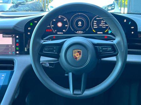 2022 Porsche Taycan 4S Cross Turismo 93kWh €61,995 thumbnail