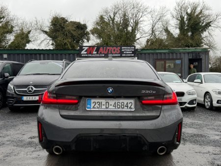 2023 BMW 3 Series - thumbnail 8