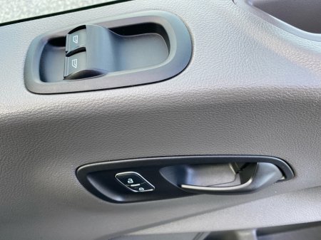 2023 Ford Transit - thumbnail 15