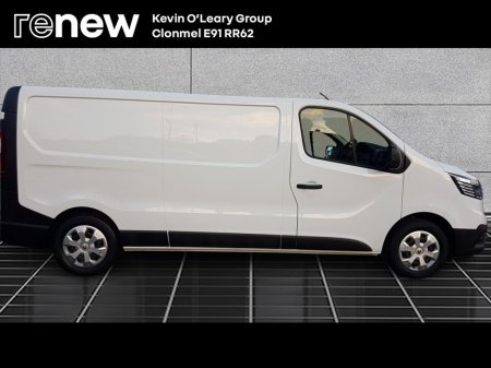2022 Renault Trafic TRAFIC LL30 BLUE DCI 130 BUSIN €16,256 thumbnail