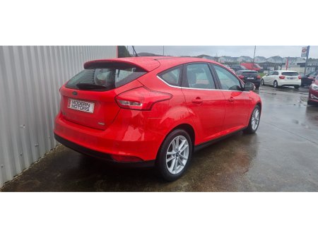 2015 Ford Focus - thumbnail 7