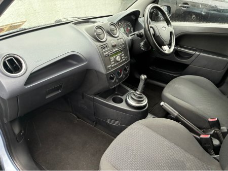 2006 Ford Fiesta GHIA 1.4 5DR AUTO €2,950 thumbnail