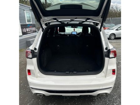 2022 Ford Kuga - thumbnail 13