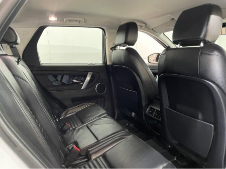 2020 Land Rover Discovery Sport 2.0 DIESEL S 5DR AUTO FULL LEATHER INTERIOR €23,950 thumbnail