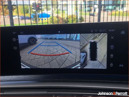 2025 Peugeot 5008 1.2 Hybrid 136bhp E-DCS6 Allure €46,750 thumbnail