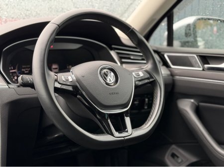 2020 Volkswagen Passat - thumbnail 12