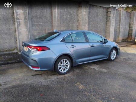 2023 Toyota Corolla LUNA SALOON 4DR AUTO €26,900 thumbnail