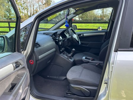 2013 Vauxhall Zafira - thumbnail 11