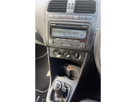 2010 Volkswagen Polo - thumbnail 7