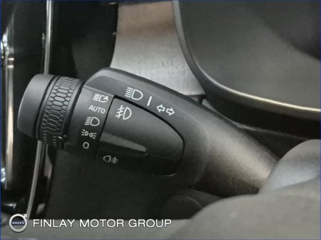 2025 Volvo EX40 Ultra single motor 69kw battery €48,750 thumbnail