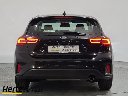 2023 Ford Focus - thumbnail 4