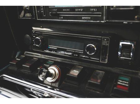 1977 Aston Martin V8 - thumbnail 19