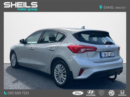 2019 Ford Focus - thumbnail 14