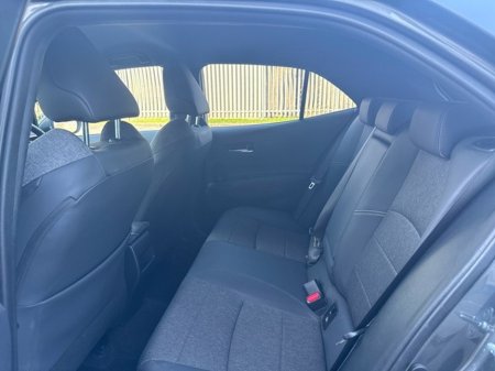 2025 Toyota Corolla - thumbnail 7