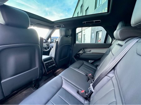 2025 Land Rover Range Rover Sport ED PHEV EDITION thumbnail