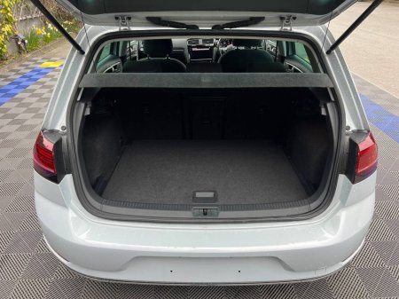 2017 Volkswagen Golf - thumbnail 13