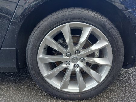 2021 Volvo S90 D4 MOMENTUM AT 4DR AUTO €34,950 thumbnail