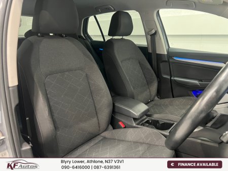 2023 Volkswagen Golf Life 2.0TDI 115bhp 5dr Auto - 232 Reg €29,995 thumbnail