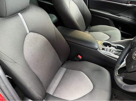 2021 Toyota Camry €27950 2021 TOYOTA CAMRY G 2.5 AUTOMATIC / CRUISE CONTROL / REVERSE CAMERA / HEATED SEATS AND MORE €27,950 thumbnail