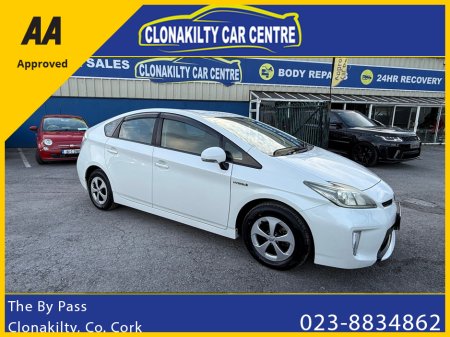 2014 Toyota Prius - thumbnail 4