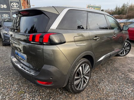 2020 Peugeot 5008 ALLURE 1.5 BLUE HDI €21,950 thumbnail