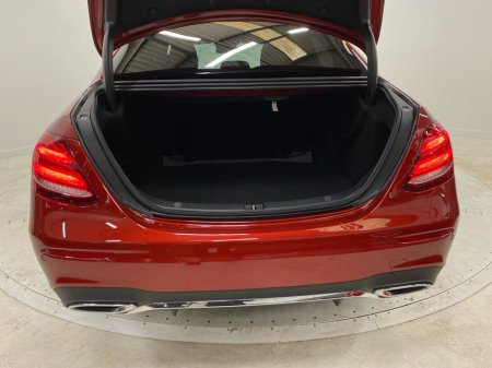 2019 Mercedes-Benz E Class - thumbnail 19