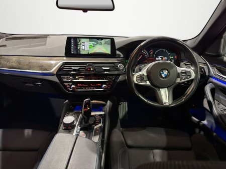 2019 BMW 5 Series  €29,888 thumbnail