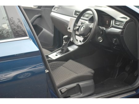 2023 Skoda Superb - thumbnail 10