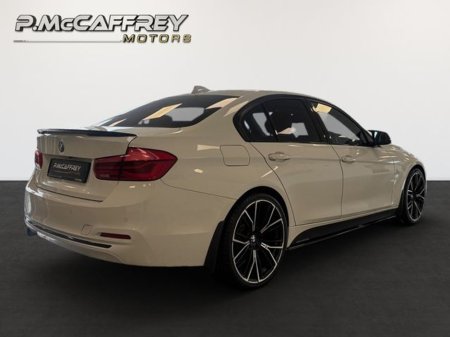 2015 BMW 3 Series - thumbnail 5