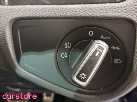 2020 Volkswagen Golf - thumbnail 18