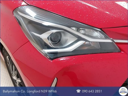 2019 Toyota Yaris Yaris Icon Tech Vvt-I Icon Tech VVT-i Start/Stop €14,950 thumbnail