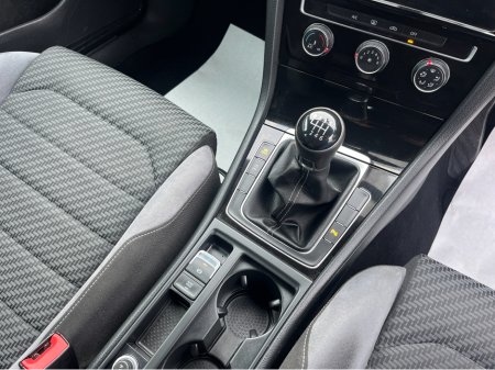 2018 Volkswagen Golf R LINE 1.5 TSI MANUAL, 2 YEAR NCT, LOW TAX, LOW INSURANCE €18,995 thumbnail