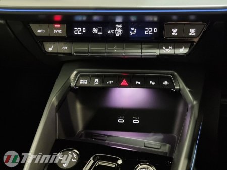 2025 Audi A3 * S LINE * 40 TFSI * 204 BHP * 19.7 kWh PHEV * S-TRONIC AUTOMATIC * STUNNING CAR * TRINITY VOLKSWAGEN * €39,950 thumbnail