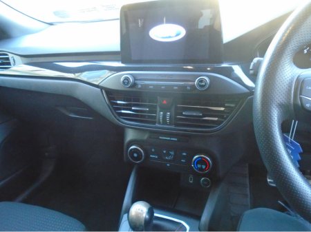 2019 Ford Focus - thumbnail 8