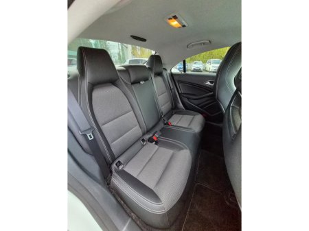 2018 Mercedes-Benz CLA Class - thumbnail 14