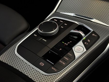 2023 BMW 3 Series - thumbnail 17