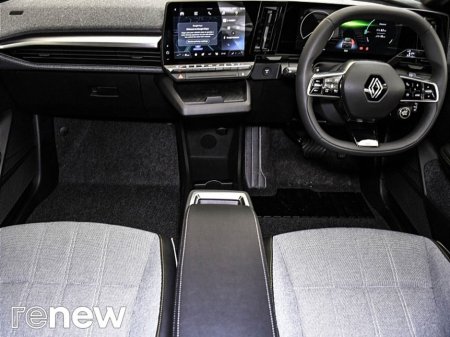 2024 Renault Megane E-Tech Techno EV60 220hp €29,900 thumbnail