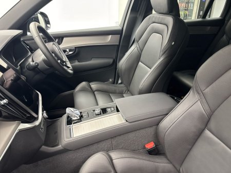 2026 Volvo XC90 - thumbnail 26