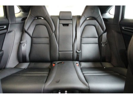 2023 Porsche Panamera - thumbnail 30